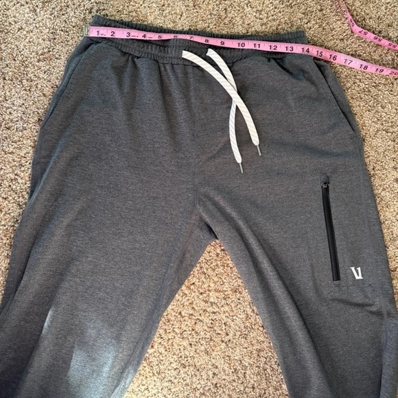 Vuori Sunday Performance Jogger in Charcoal Heather size Small - Picture 12 of 12